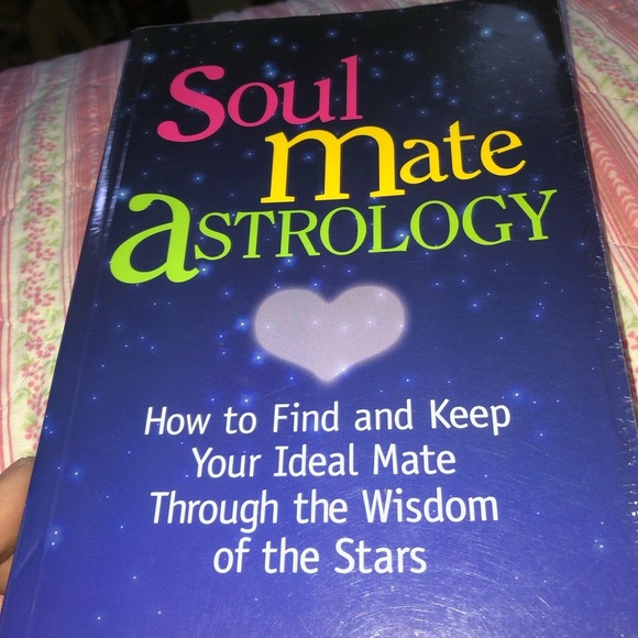 Soul Mate Astrology Book - Picture 1 of 7